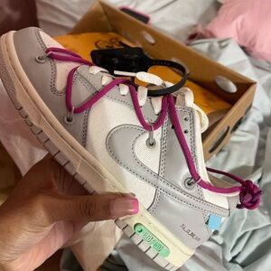 Off-White Kids Low-Top Sneaker in Gray, White & Pink